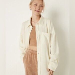 Victoria’s Secret PINK fleece shacket button up